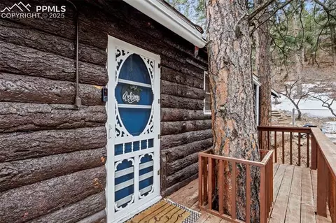 9020 Pine Ave, Beulah, CO 81023 photo 4
