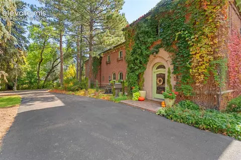 15 Elm Ave, Colorado Springs, CO 80906