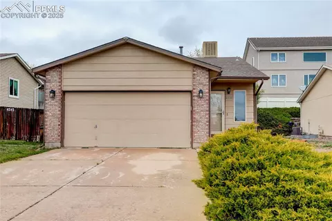 4250 Dooley Way, Colorado Springs, CO 80911