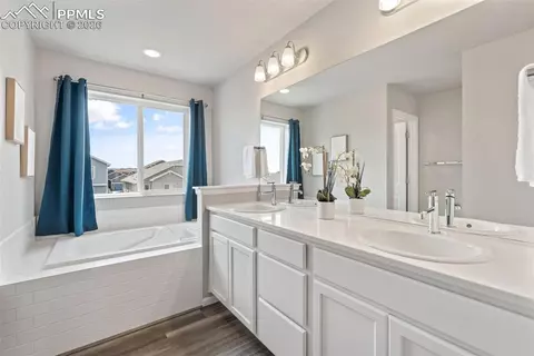 10562 Rolling Peaks Dr, Peyton, CO 80831 photo 24