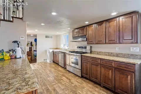 Kitchen - 14050 Davis Rd, Peyton, CO 80831 photo 1 of 2