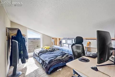 Bedroom - 14050 Davis Rd, Peyton, CO 80831 photo 8 of 9