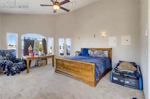 Bedroom - 14050 Davis Rd, Peyton, CO 80831 photo 2 of 9