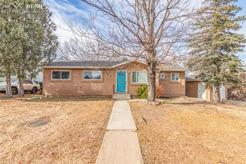 134 Clarksley Rd, Manitou Springs, CO 80829
