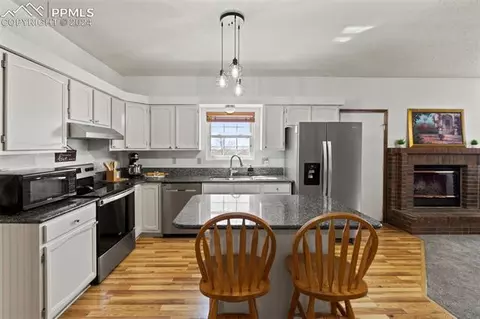 5006 Herndon Cir, Colorado Springs, CO 80920
