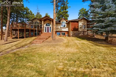 665 Pembrook Dr, Woodland Park, CO 80863