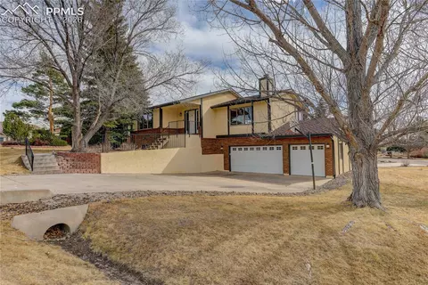355 Palm Springs Dr, Colorado Springs, CO 80921