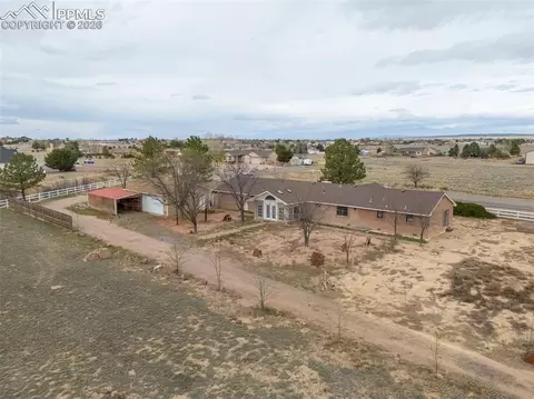 922 W Mcculloch Blvd, Pueblo West, CO 81007