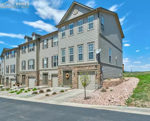 1033 Burning Bush Pt, Monument, CO 80132