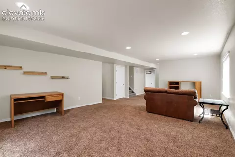 Living - 809 Tailings Dr, Monument, CO 80132 photo 2 of 3