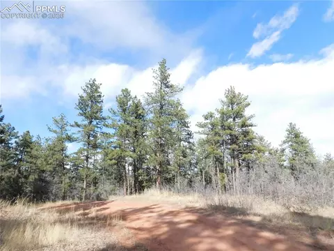 8122 Acoma Dr, Larkspur, CO 80118