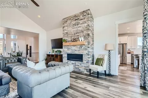 19627 Guildford Ct, Monument, CO 80132 photo 9