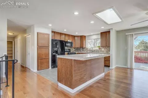 7250 Sullivan Cir, Colorado Springs, CO 80911