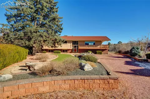 2079 Brookwood Dr, Colorado Springs, CO 80918