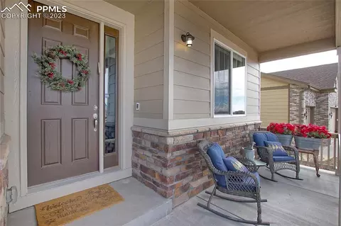 10847 Mt Evans Dr, Peyton, CO 80831 photo 2