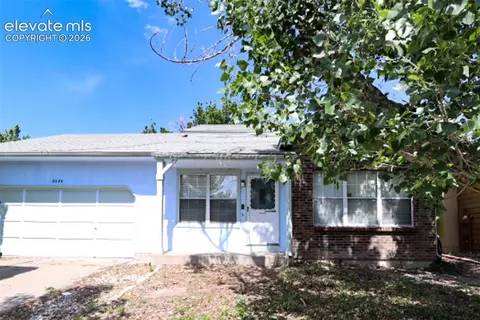 8680 Aspen Cir, Parker, CO 80134