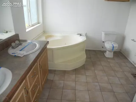 4350 Sengbeil Rd, Yoder, CO 80864 photo 7
