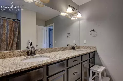 Bath - 10249 Mt Lincoln Dr, Peyton, CO 80831 photo 1 of 6