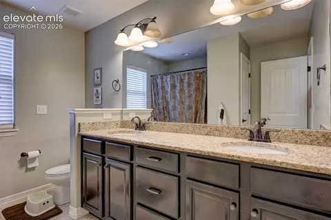 Bath - 10249 Mt Lincoln Dr, Peyton, CO 80831 photo 5 of 6