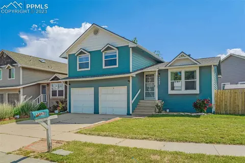 3462 Foxridge Dr, Colorado Springs, CO 80916