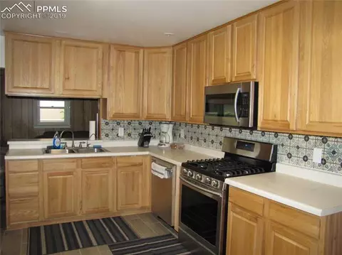 412 E 4th St, Florence, CO 81226 photo 10
