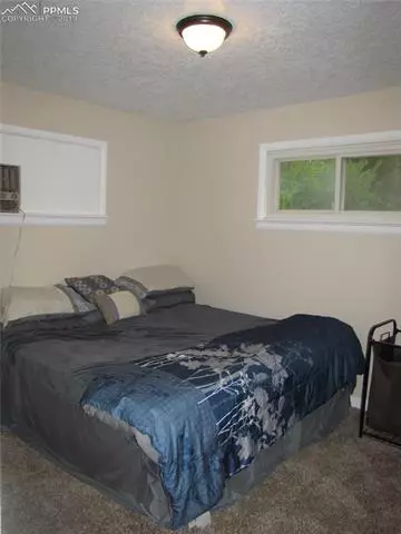 412 E 4th St, Florence, CO 81226 photo 17