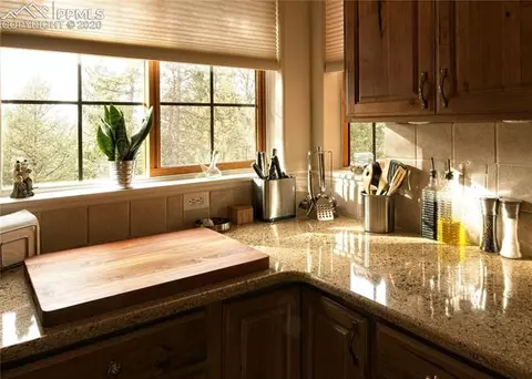 687 Ridge Rd, Divide, CO 80814 photo 12