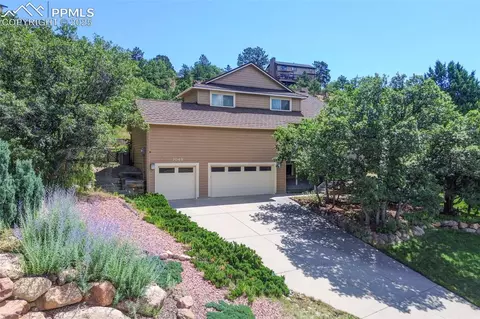 7049 Oak Valley Dr, Colorado Springs, CO 80919
