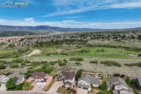403 Fox Run Cir, Colorado Springs, CO 80921