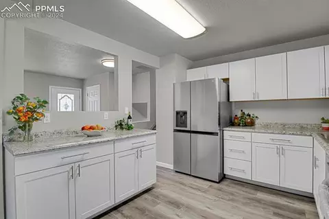 406 Quebec St, Colorado Springs, CO 80911