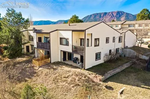 316 Raspberry Ln, Monument, CO 80132 photo 2