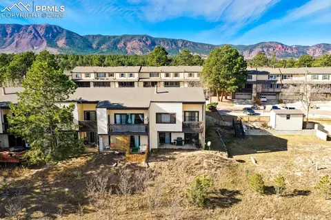 316 Raspberry Ln, Monument, CO 80132 photo 1