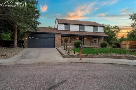 3014 W Springlake Cir, Colorado Springs, CO 80906