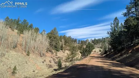 136 Valley Rd, Divide, CO 80814 photo 2