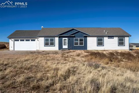 20242 Landsend Ct, Fountain, CO 80817