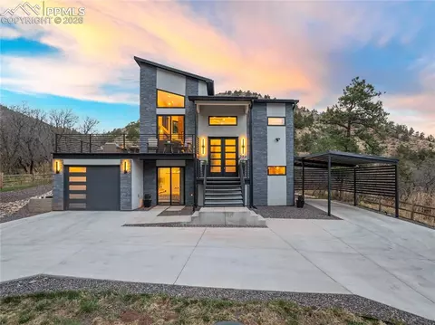 284 Crystal Park Rd, Manitou Springs, CO 80829