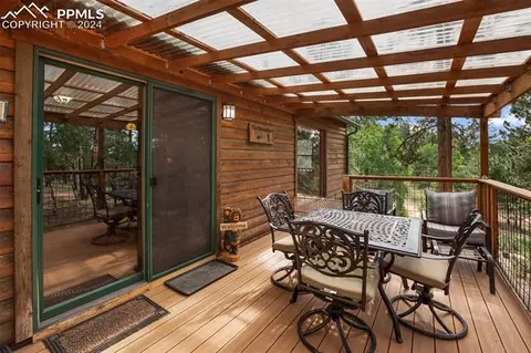 543 Bird Point Rd, Florissant, CO 80816