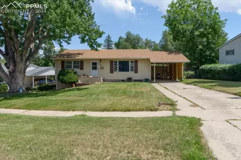 1329 Bennett Ave, Colorado Springs, CO 80909