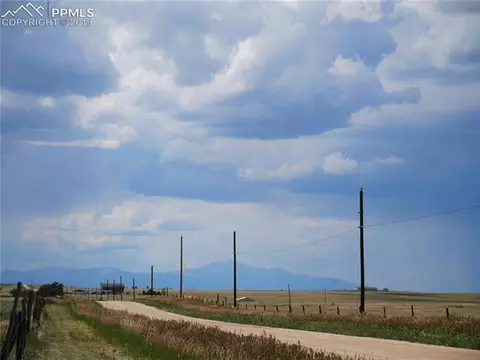 32165 Torrence Rd, Yoder, CO 80864 photo 3