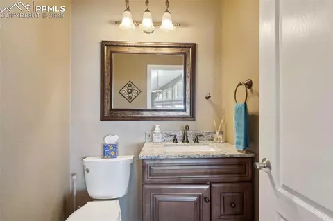 Bath - 19048 Harrogate Ct, Monument, CO 80132 photo 1 of 6