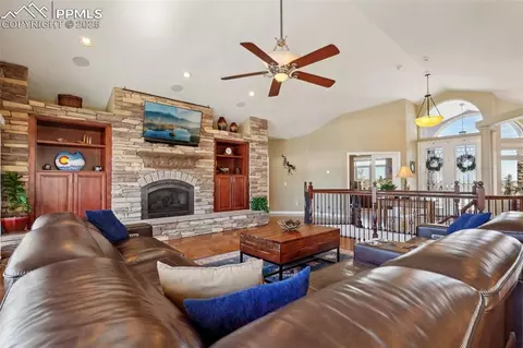 Living - 19048 Harrogate Ct, Monument, CO 80132 photo 4 of 5