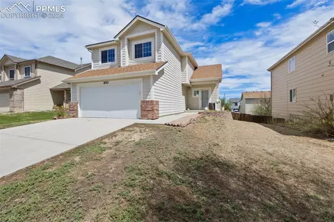 850 Legend Oak Dr, Fountain, CO 80817