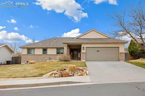 1515 Bear Cloud Dr, Colorado Springs, CO 80919