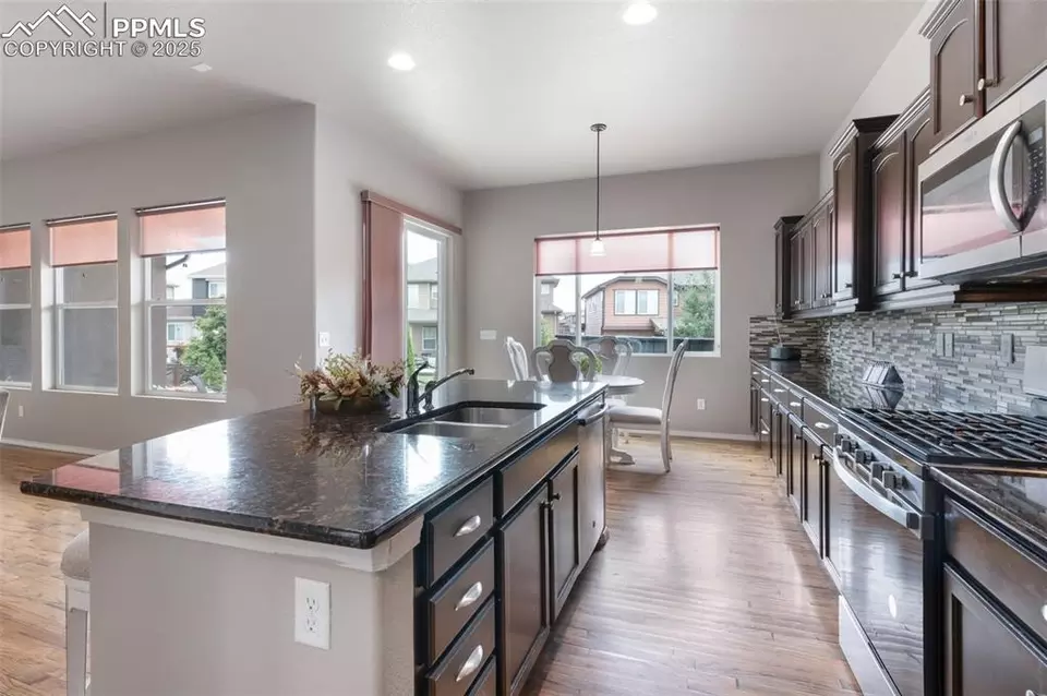 Kitchen - 8726 Meadow Wing Cir, Colorado Springs, CO 80927 photo 4 of 5