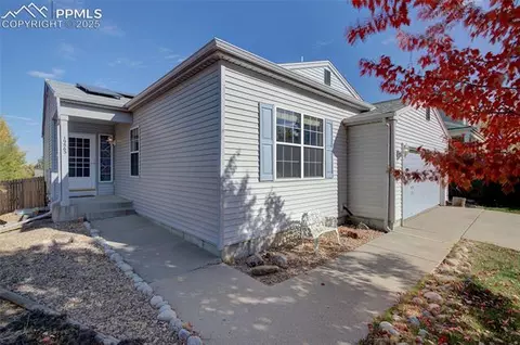 19563 E Ithaca Pl, Aurora, CO 80013