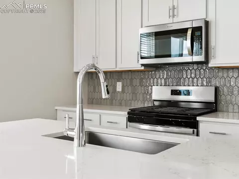10648 Waterloo Dr, Peyton, CO 80831 photo 6