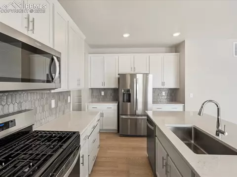 10648 Waterloo Dr, Peyton, CO 80831 photo 9