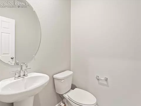 10648 Waterloo Dr, Peyton, CO 80831 photo 24