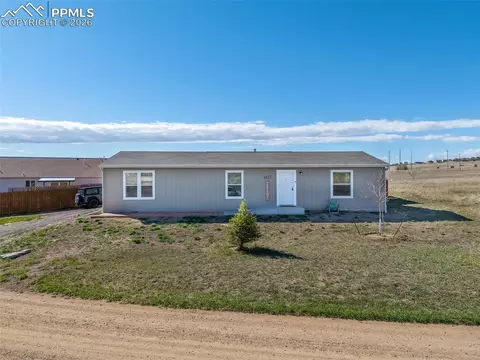 4822 W Isabella Dr, Colorado City, CO 81019