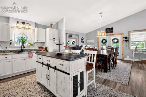Kitchen - 22991 Deer Trl, Elbert, CO 80106 photo 2 of 3